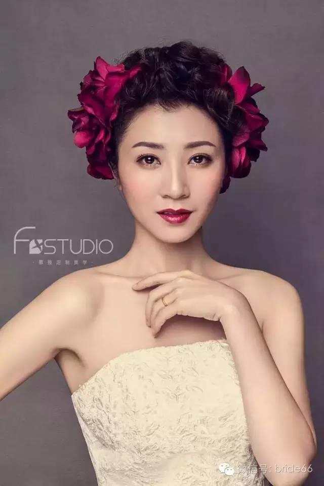 優(yōu)雅風(fēng)格新娘發(fā)型 唯美高調(diào)不夸張