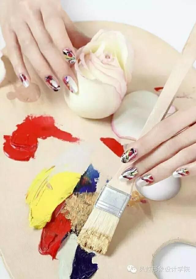 4月彩繪|嗨！菇?jīng)瞿阍摀Q色啦....