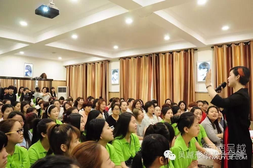 吳越學(xué)校色彩形象設(shè)計(jì)管理課程開課啦