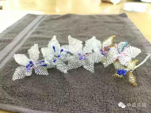 原來化妝師的那些飾品就是這么來的！