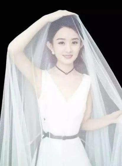 趙麗穎馮紹峰組團灑狗糧 時尚教主結(jié)婚造型仙氣十足