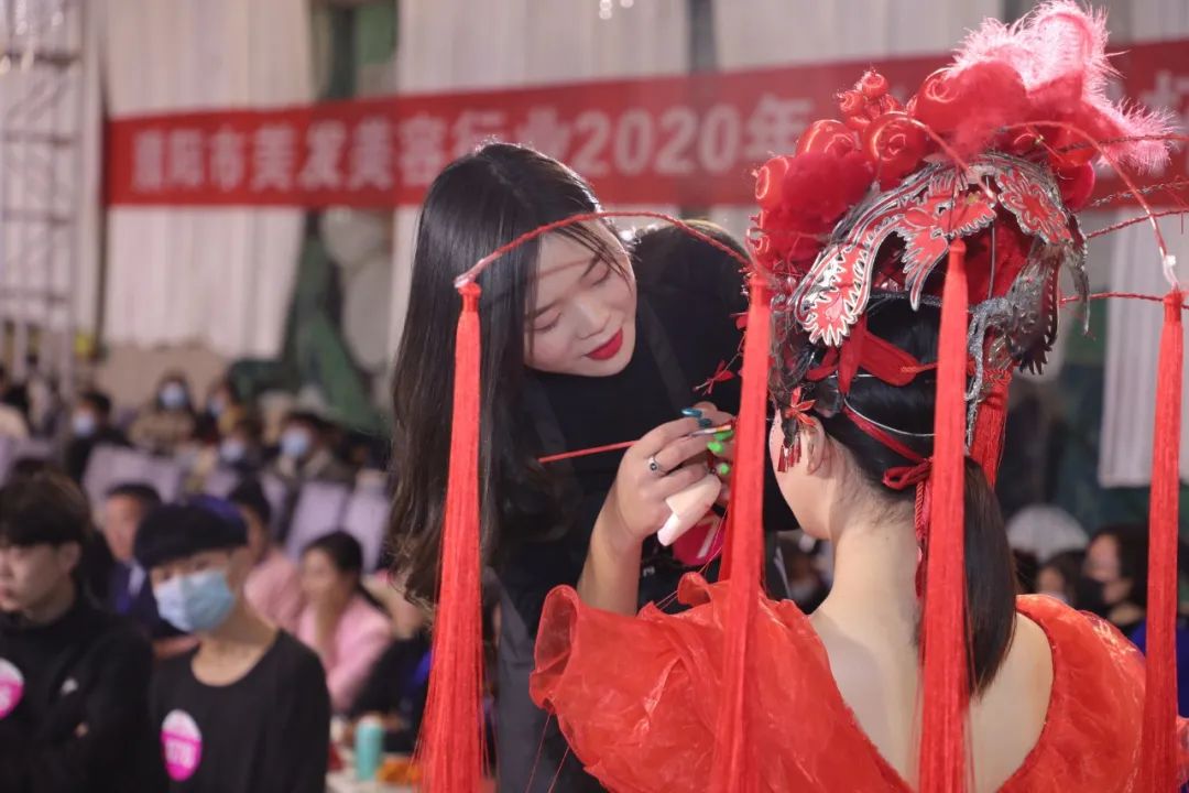 祝賀 | 濮陽(yáng)市美容美發(fā)行業(yè)2020年“吳越杯”職工技能大賽圓滿閉幕！